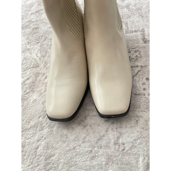 Journee Collection Knee High Square Toe Stacked Block Heel Boots Size 7 New - Picture 8 of 13